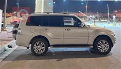 ميتسوبيشي باجيرو